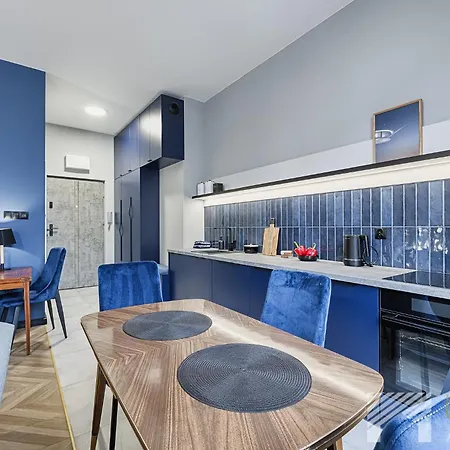 Apartment Kolorova Indigo By Lookap *